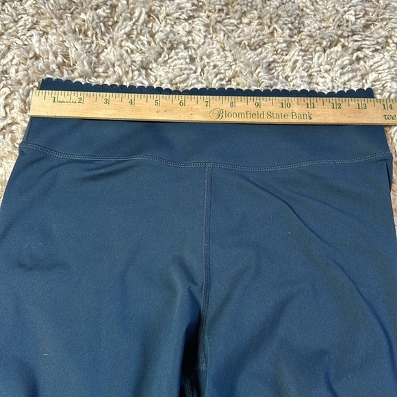 MPG Scallop Top Leggings S/P - Picture 10 of 13